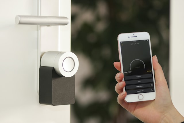 Is a Keyless Entry Door Lock Right for Your Home?